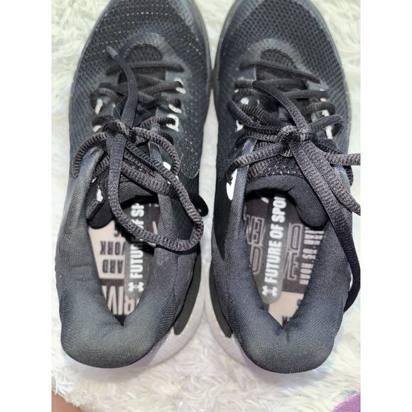 Under Armour women's sz. 8.5 high top basketball sneakers. Great pair & conditio - Picture 7 of 11